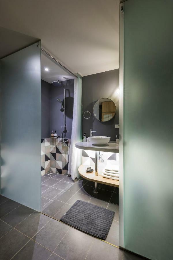 Circadian Japanese Studios In Downtown Hô Chi Minh-Ville Extérieur photo